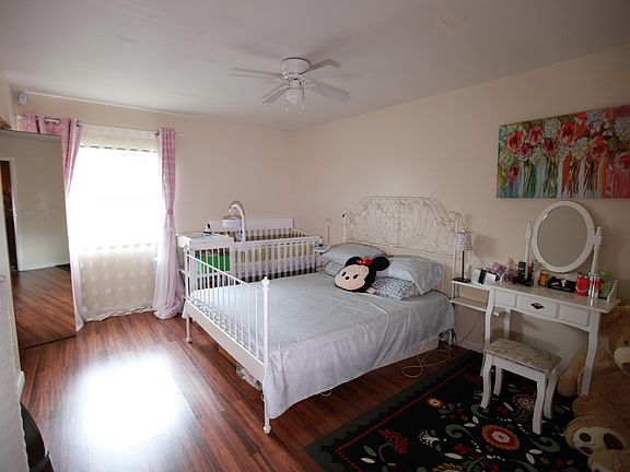 3rd image of 8313 E Missionwood Dr