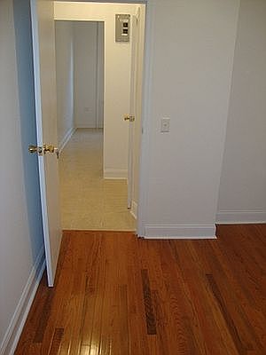 4th image of 541 W 49th St APT 21