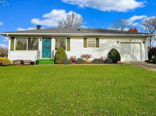 922 Shumaker Dr, Bellevue, OH 44811