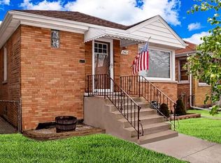 2142 N 75th Ct, Elmwood Park, IL