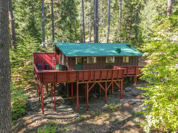 761 Lake Forest Dr, Trinity Center, CA 96091