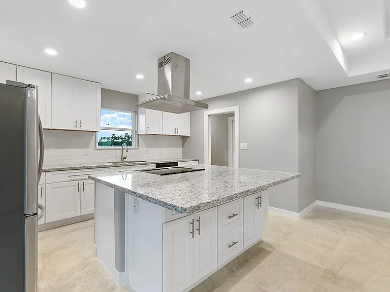 4 Augusta Dr — Photo 14