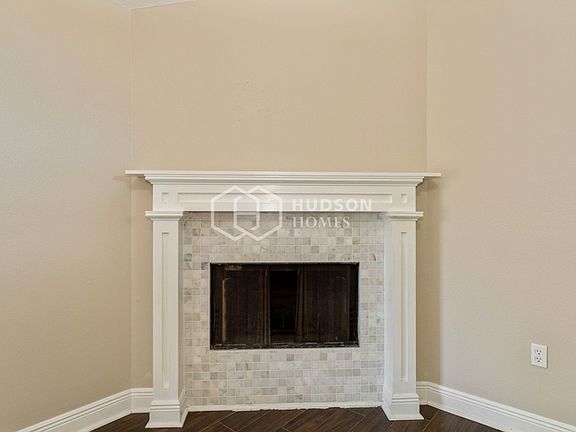 5th image of 3817 Creek Way Ct
