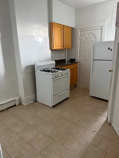 2 bed, $1,975 — Photo 2