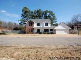 2810 W End St, Conway, AR 72032
