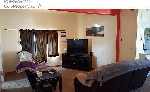 2nd image of 210 S Morlan Ave