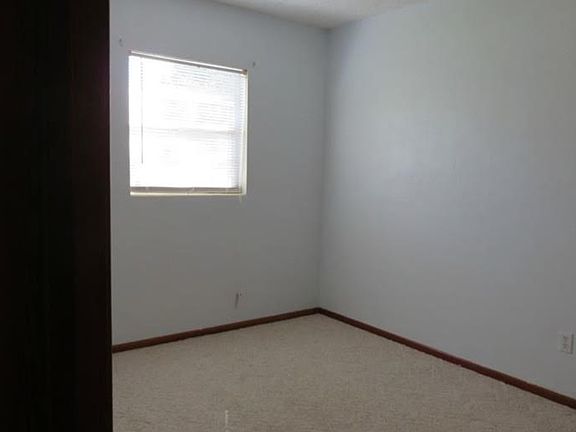 5th image of 518 Nansemond Ave