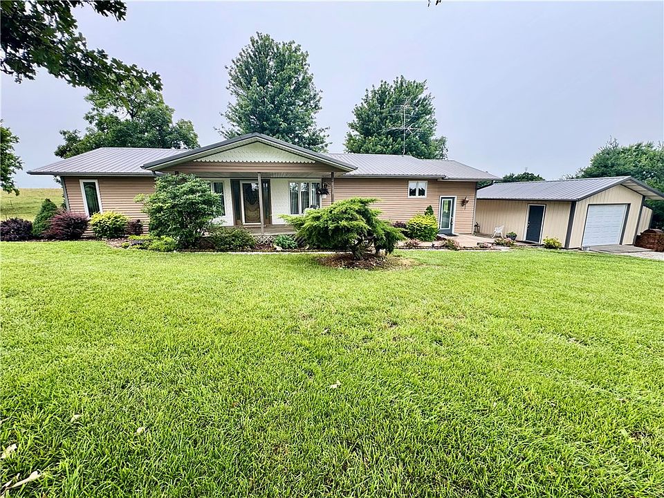 1st image of 12459 Farm Road 1015