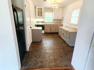 207 Corder Rd, Warner Robins, GA 31088