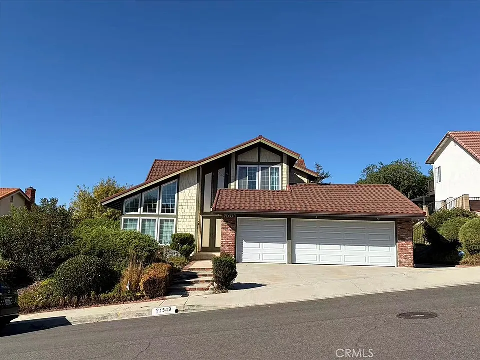21549 Ambushers St