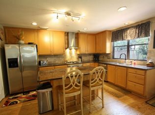 15 E Autumn Branch Cir, Spring, TX 77382