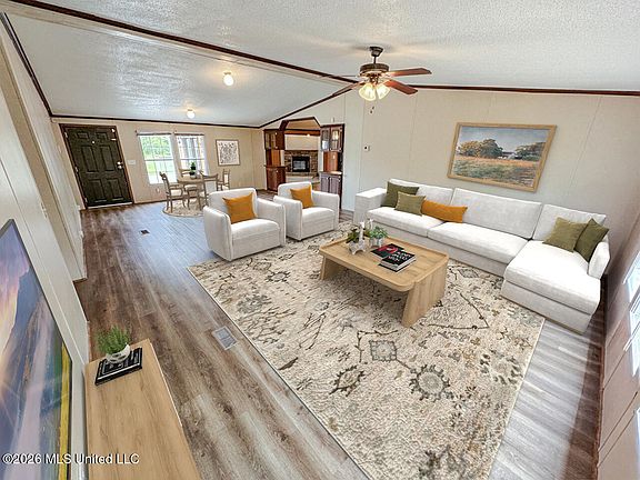 2nd image of 146 Cloverdale Rd #A