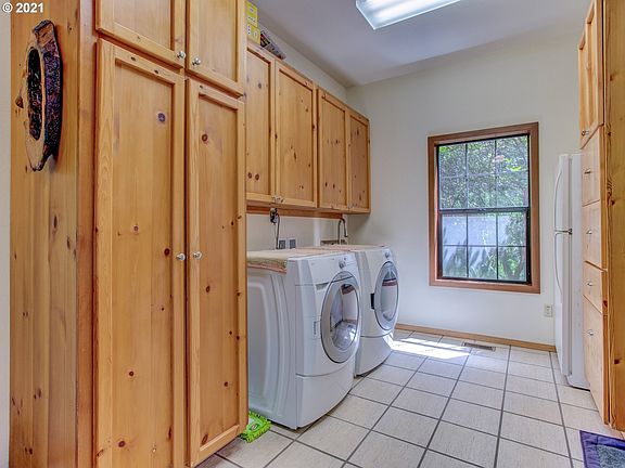 4th image of 40404 NE Sunset Dr
