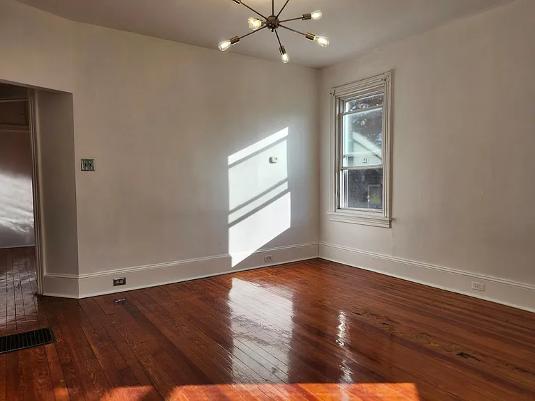 213 Lippincott Ave — Photo 25