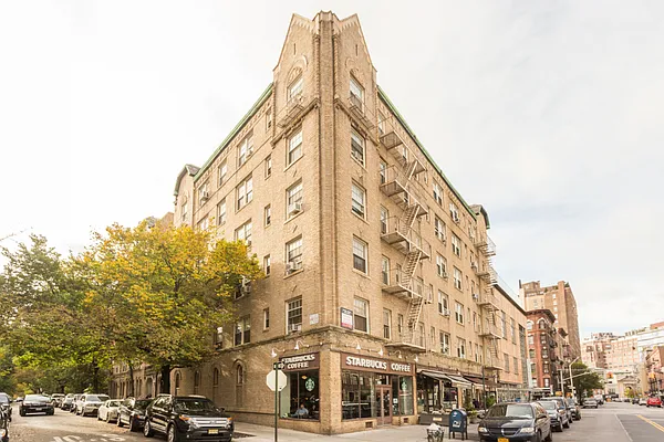 Rented by Compass | media 16