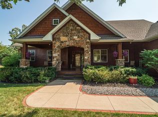 13680 Gossamer Way, Apple Valley, MN 55124