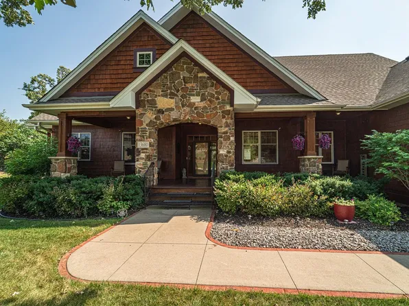 13680 Gossamer Way, Apple Valley, MN 55124