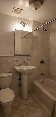 Rented by CitySites Real Estate Group | media 9