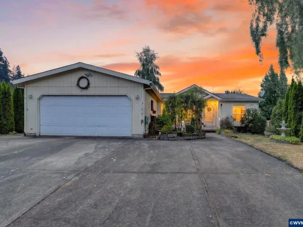 1837 Woodland Ave, Woodburn, OR 97071