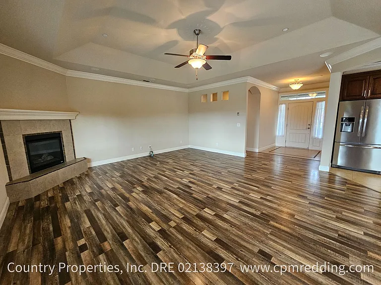 3491 Carlsbad Ln — Photo 8