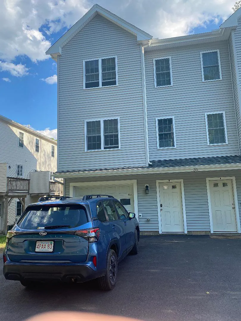 Building Photo - 35 Fredonian St #B