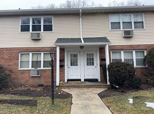 4C Lakeview Ave, Leonia, NJ