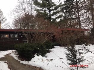 837 Carter St, Genoa City, WI 53128