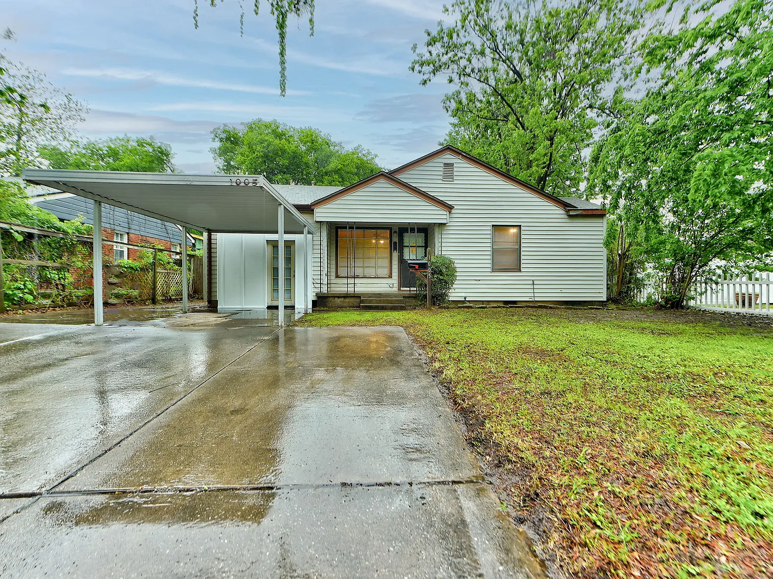 1005 West Eufaula Street - 1 — Photo 1