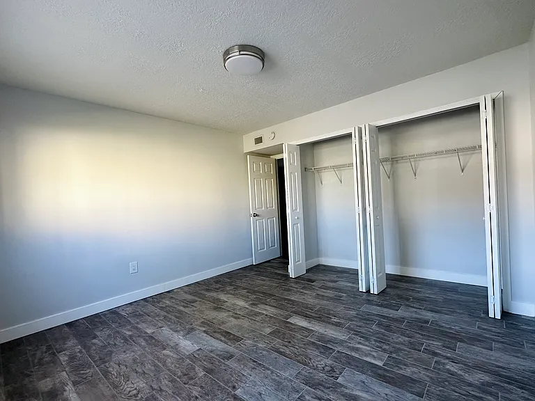 912 Lake Destiny Rd #D — Photo 6