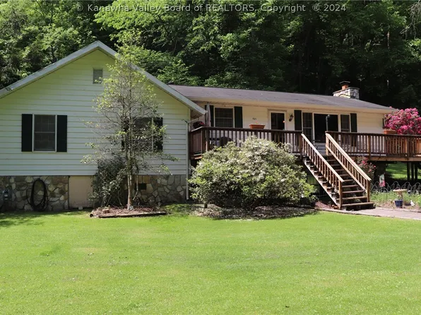 521 Ring Hollow Rd, Hernshaw, WV 25107