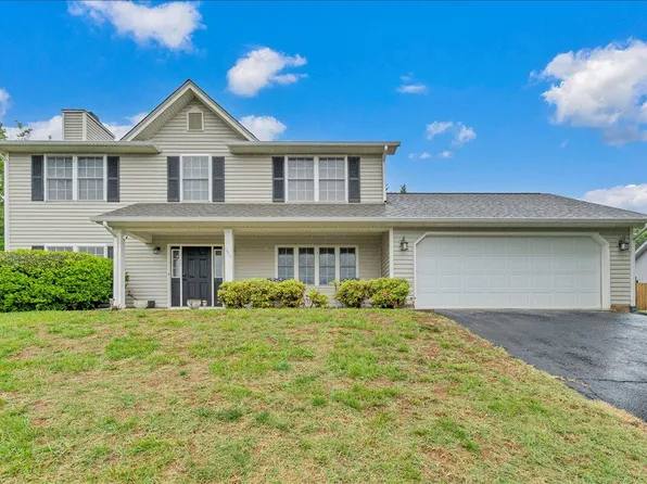 5914 Huntridge Rd, Roanoke, VA 24019