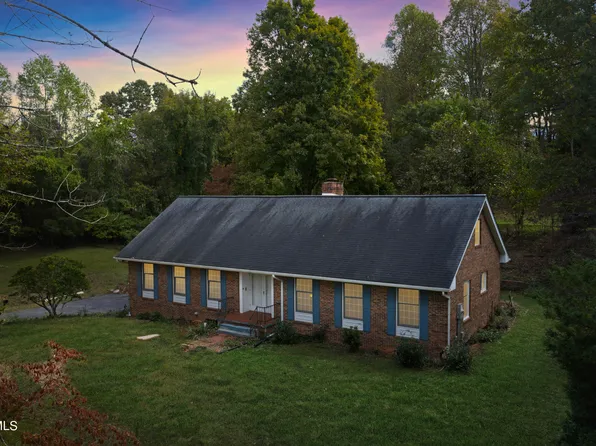 248 Emory Harr Private Dr, Blountville, TN 37617