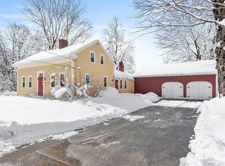 4 Hardwick Rd, Petersham, MA 01366