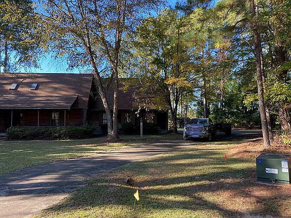 2nd image of 504 Brandywine Cir