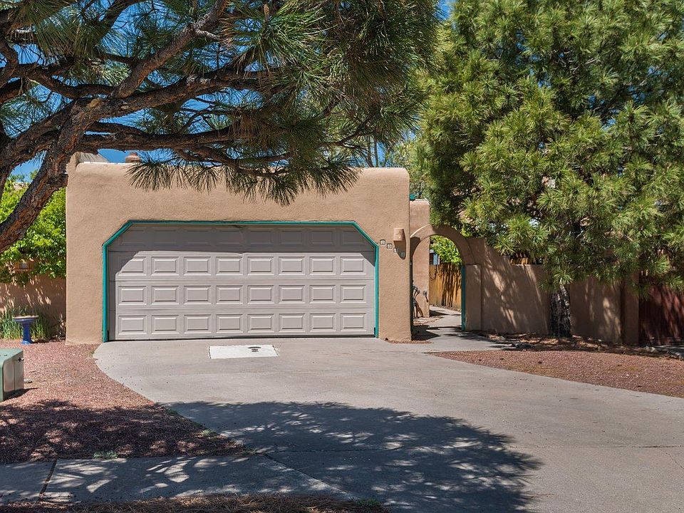 1st image of 2948 Camino Piedra Lumbre
