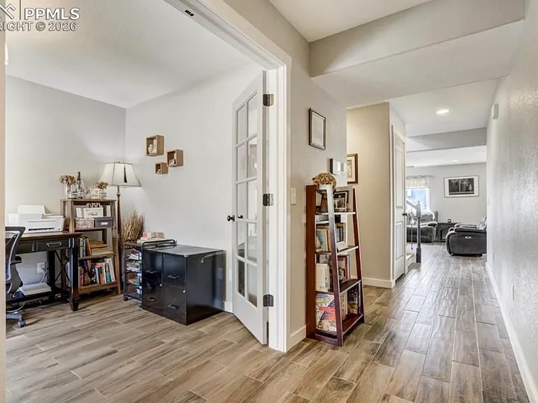 3812 Chia Dr — Photo 8