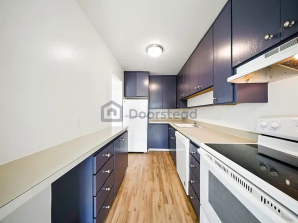800 N Delaware St APT 203, San Mateo, CA 94401