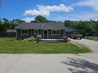 5308 Smilax Ln, Valparaiso, IN 46383