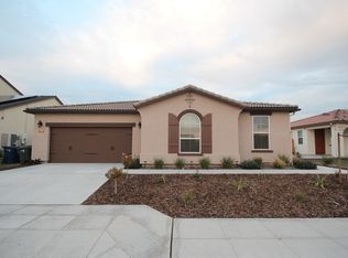 6672 E Flint Way, Fresno, CA 93727