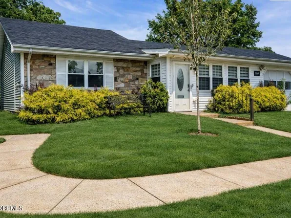 66A Ivy Court #1001, Lakewood, NJ 08701