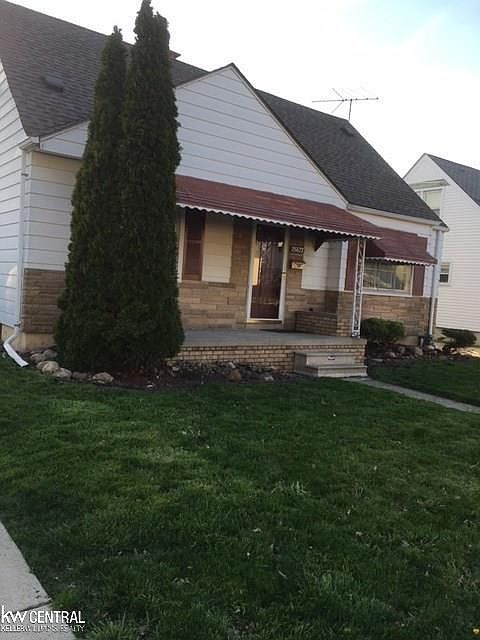 1st image of 25673 Fortuna St