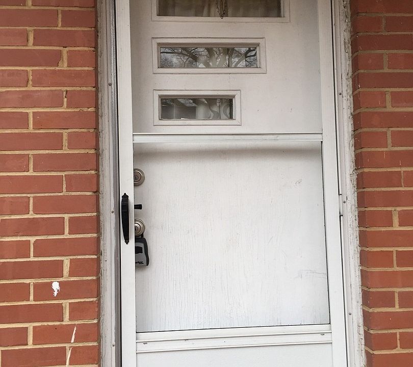 1st image of 606 Waugh St #A