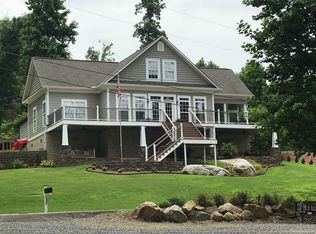 2760 Signal Point Rd, Guntersville, AL 35976