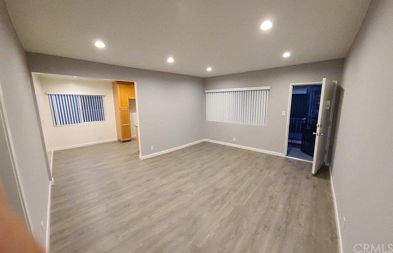 1st image of 124 N Belmont St APT 8
