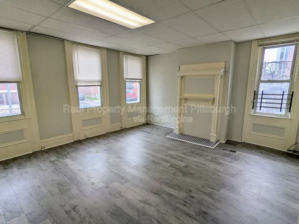 42 Van Braam St #2, Pittsburgh, PA 15219
