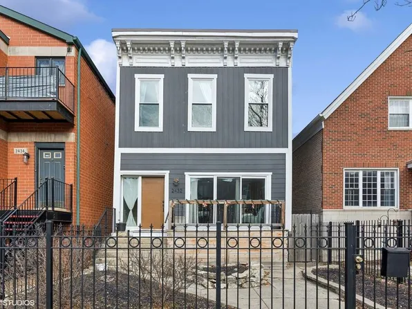 2432 W Polk St, Chicago, IL 60612