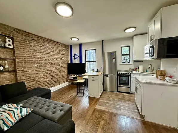 342 E 6th St APT 3, New York, NY 10003
