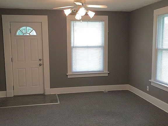 Carpet to protect the wood