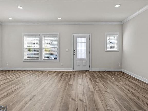 5th image of 3614 Shore Wood Ave