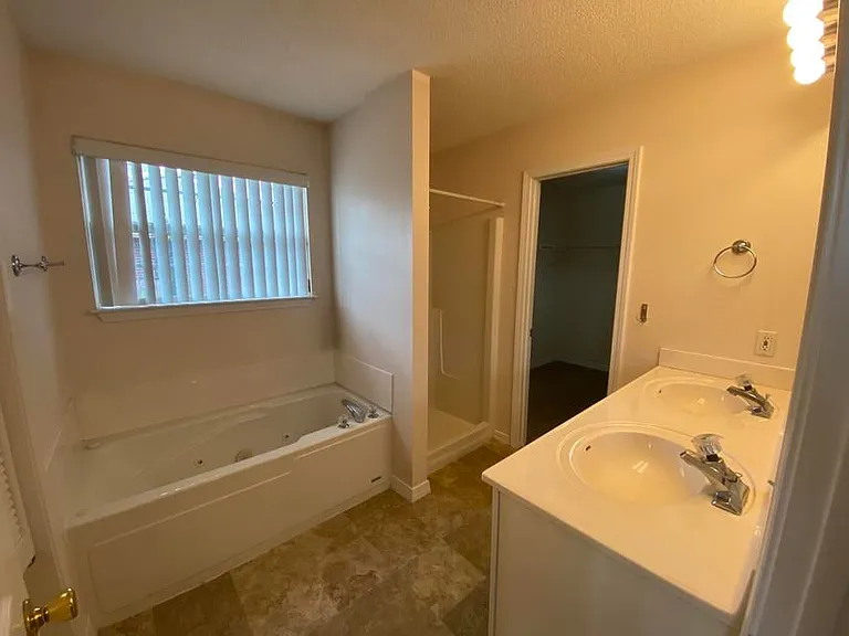 6728 Leisure St — Photo 18